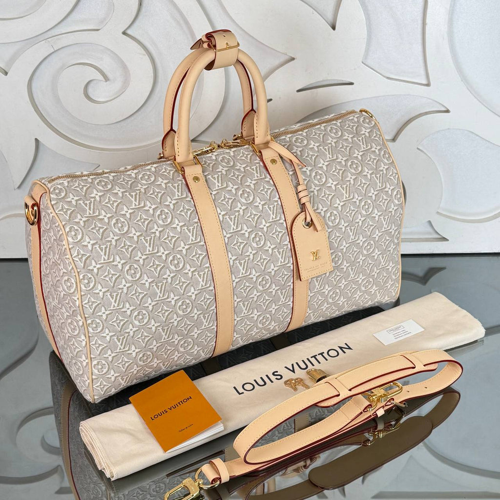 Louis Vuitton Keepall Bandouliere 45

45x27 cm
910975 ⭐️