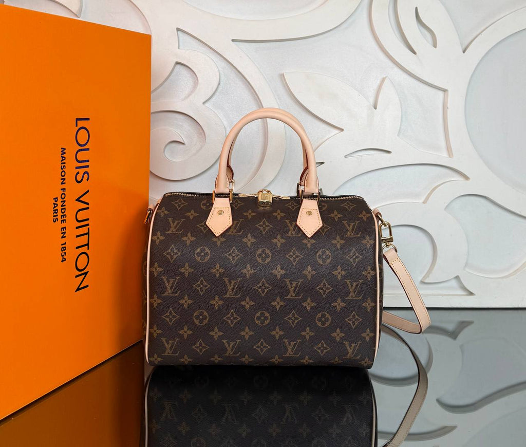Louis Vuitton Speedy Bandouliere 30 cm 

1110