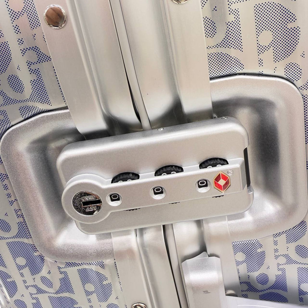 Christian Dior and Rimowa Carry-On Cabin Suitcase
38x50x21 cm