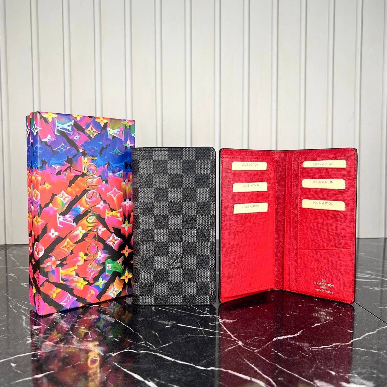 Louis Vuitton Brazza Wallet 

99 ⭐️