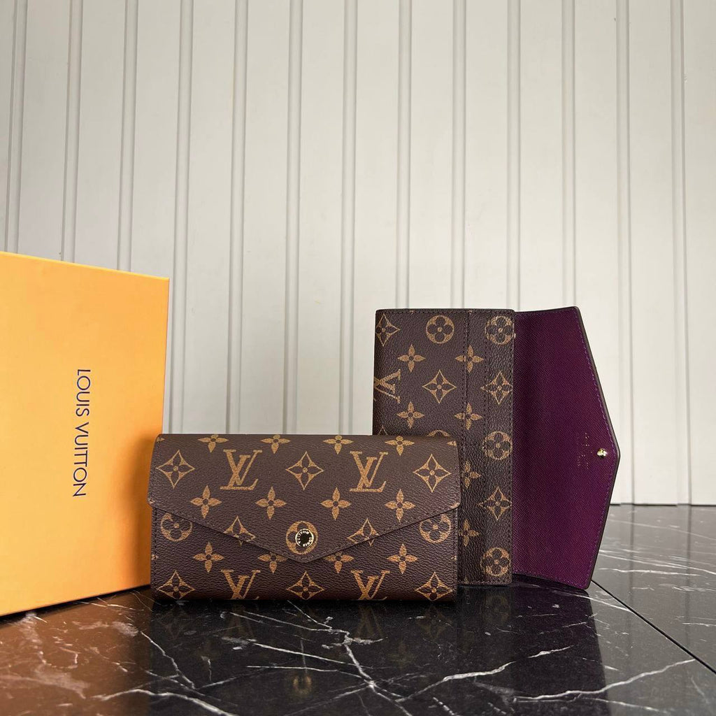 Louis Vuitton Sarah Wallet 

79-1 ⭐️