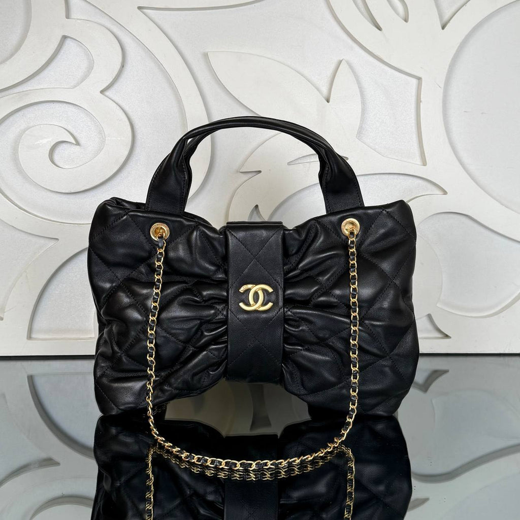 Chanel Bow Bag 

36x26 cm
910399 ⭐️