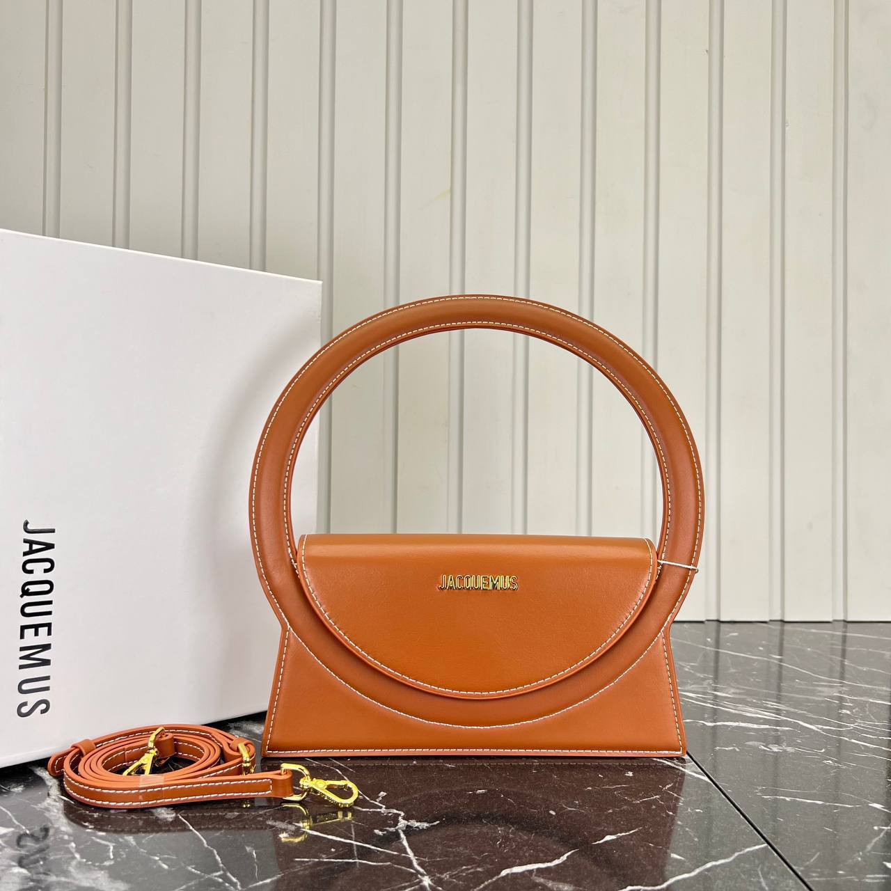 Jacquemus Le Sac Rond Bag
Τσάντα 
26x12 cm 
5725-3