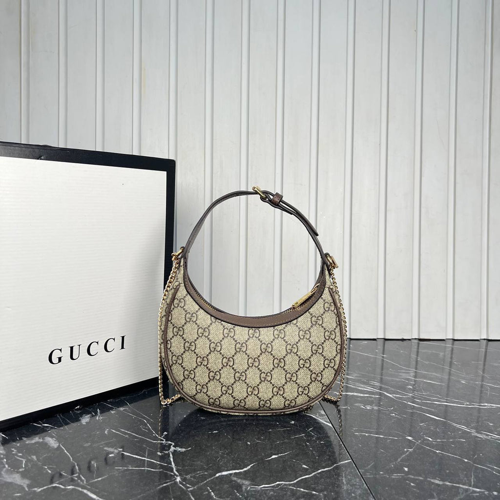 Gucci Ophidia GG Super Mini Shoulder Bag 

20x10 cm
5930 ⭐️