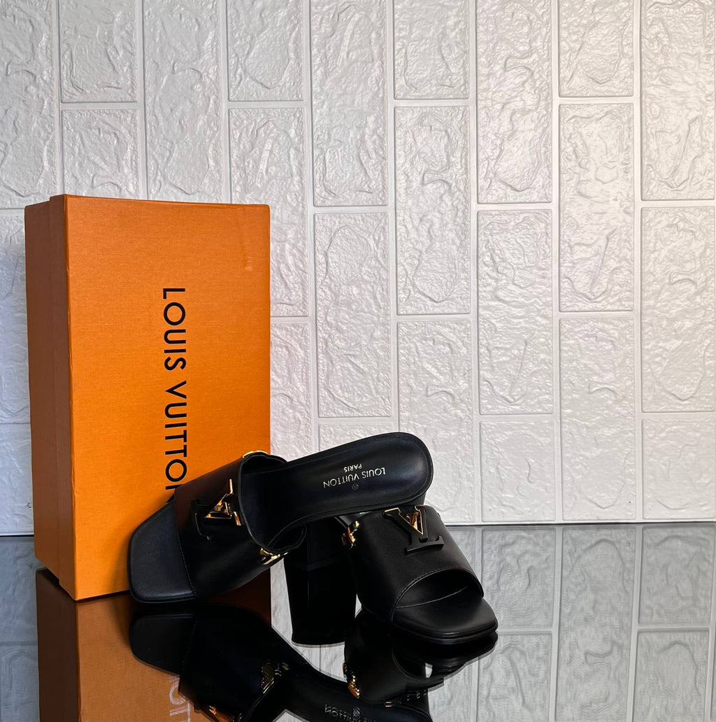 Louis Vuitton Mare Mule 8cm

911237 ⭐️