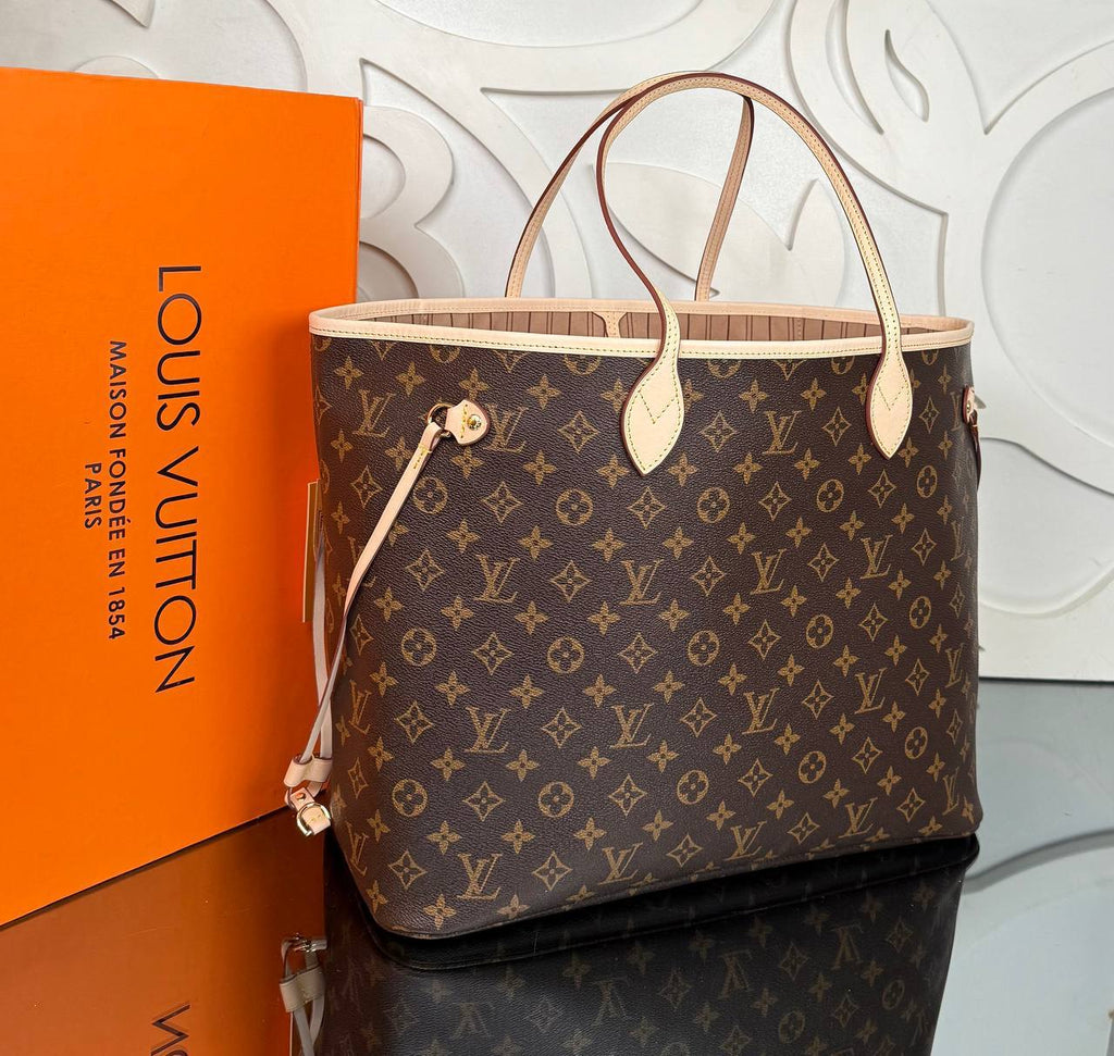 Louis Vuitton Neverfull GM

210095 ⭐️