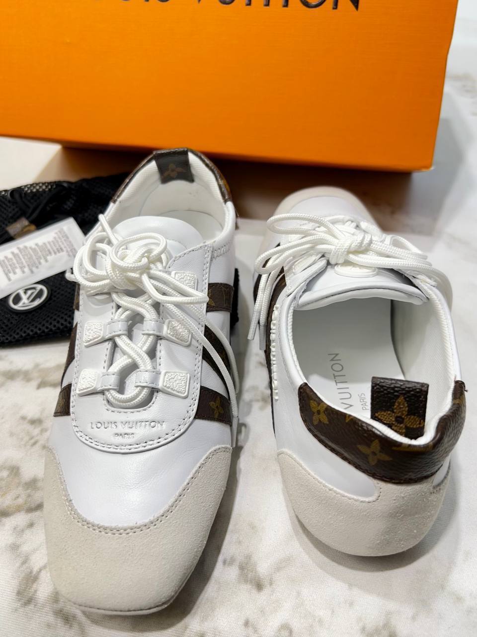 Louis Vuitton Sneakerina 

911066 ⭐️