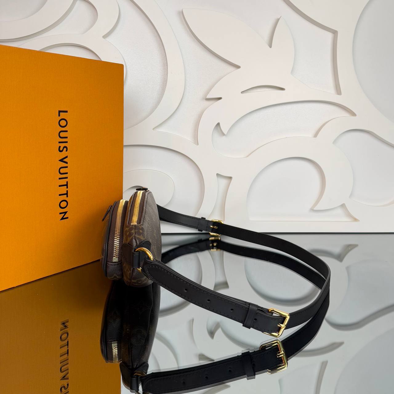 Louis Vuitton Keepit Bag 

910039 ⭐️