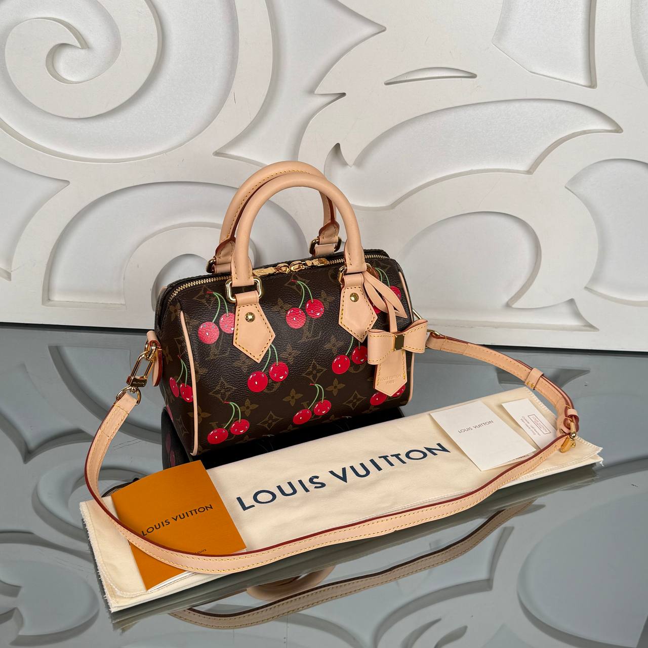 Louis Vuitton LV x TM Speedy 20 cm
Xmurakami

⭐️