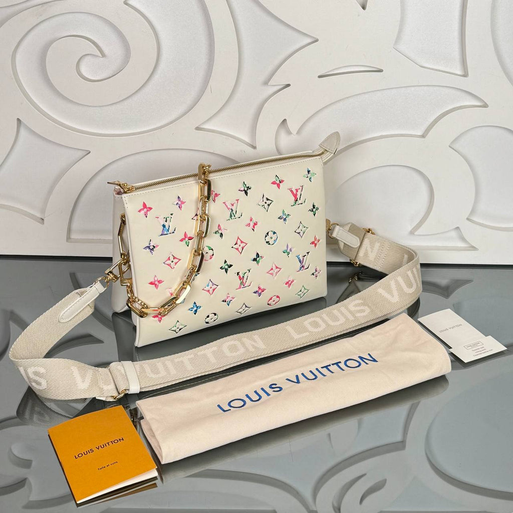 Louis Vuitton Coussin PM 

910238 ⭐️