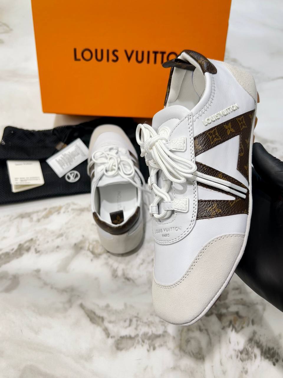 Louis Vuitton Sneakerina 

911066 ⭐️