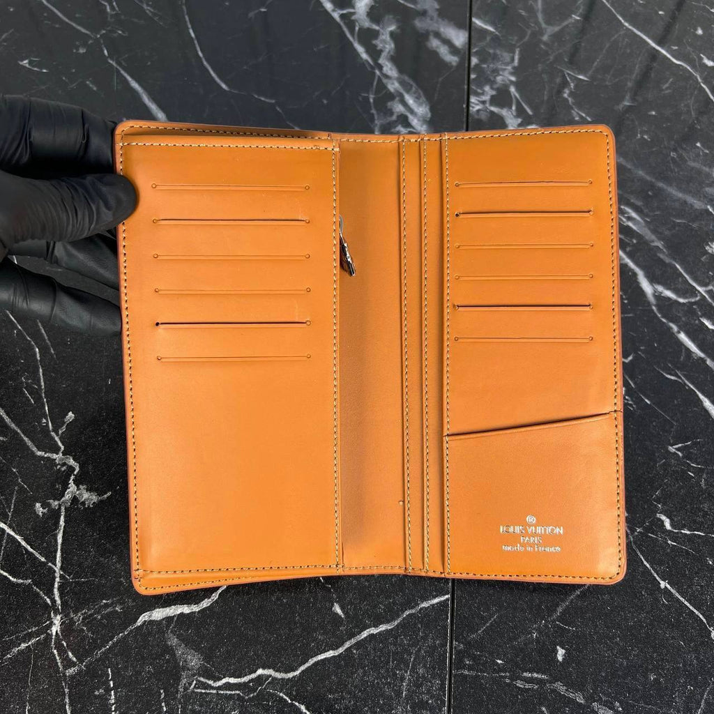 Louis Vuitton Brazza Wallet 

99.A ⭐️