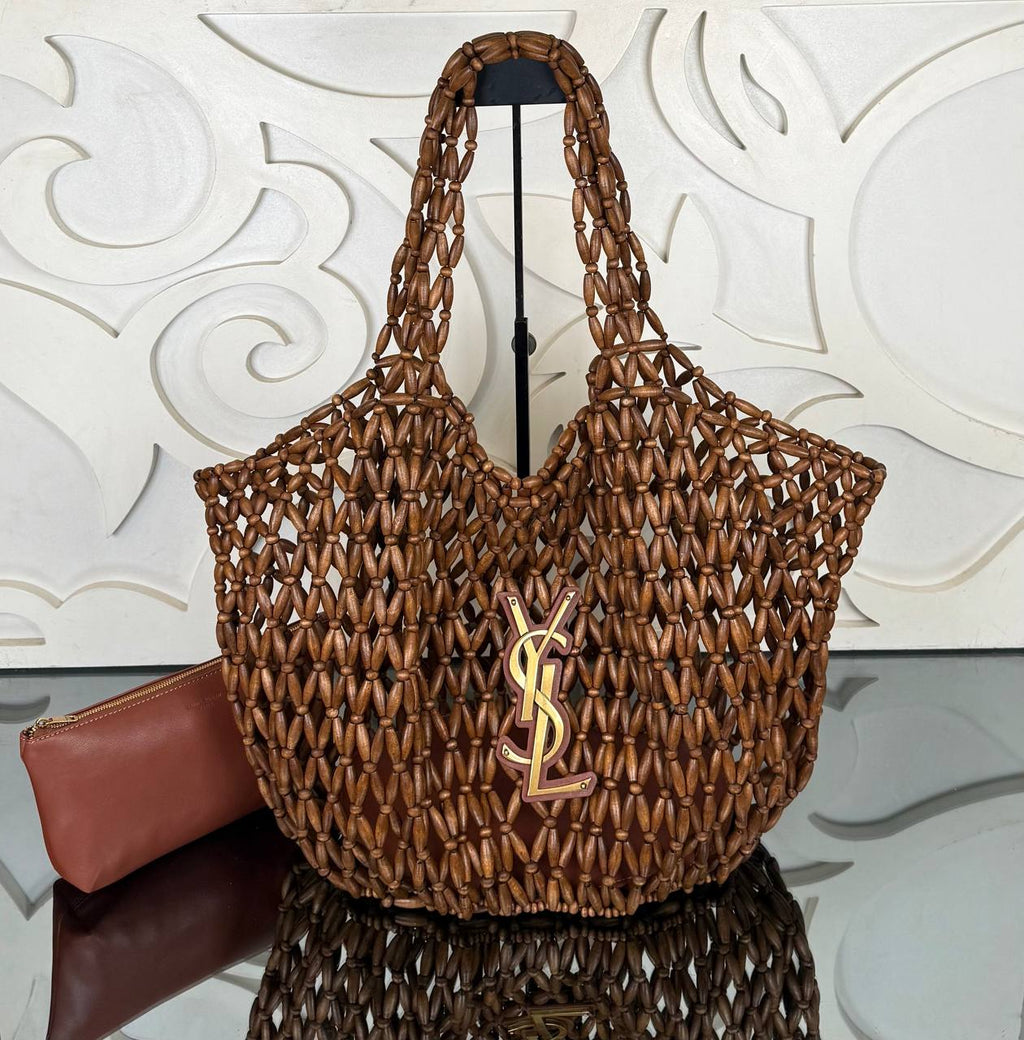 Saint Laurent Icare Medium in Wood Beds 

31x28 cm 
910988 ⭐️