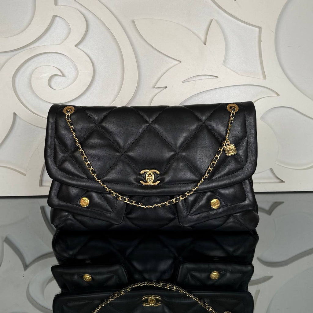 Chanel Large Bowling Flap Bag 

38x25 cm
910398 ⭐️