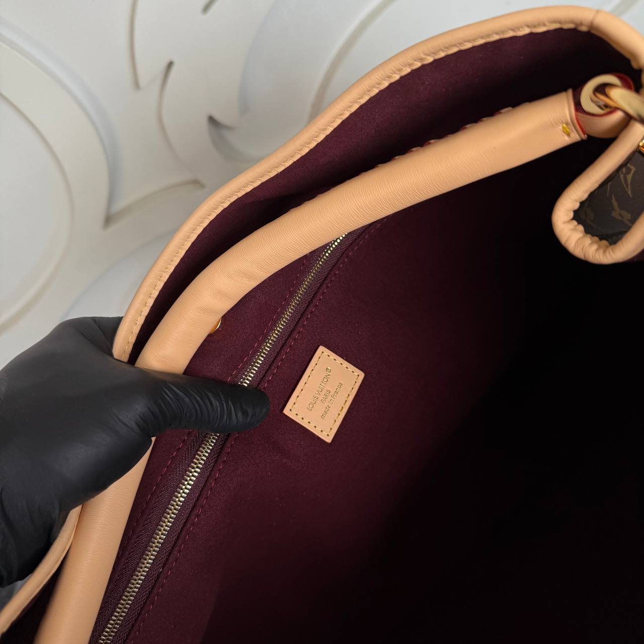 Louis Vuitton Again Bag

910331 ⭐️