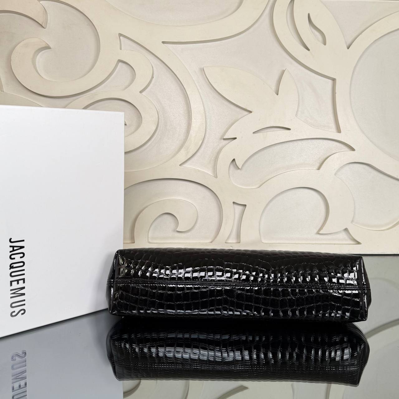 Jacquemus The Berlingot Medium 
Γυναικεία τσάντα 
34x13 cm
910806 ⭐️