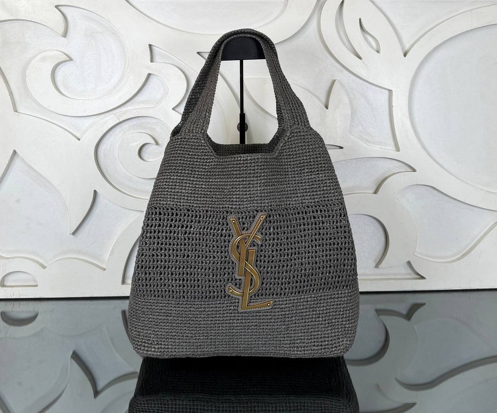 Saint Laurent Icare Medium in Raffia 

31x28 cm 
910973 ⭐️