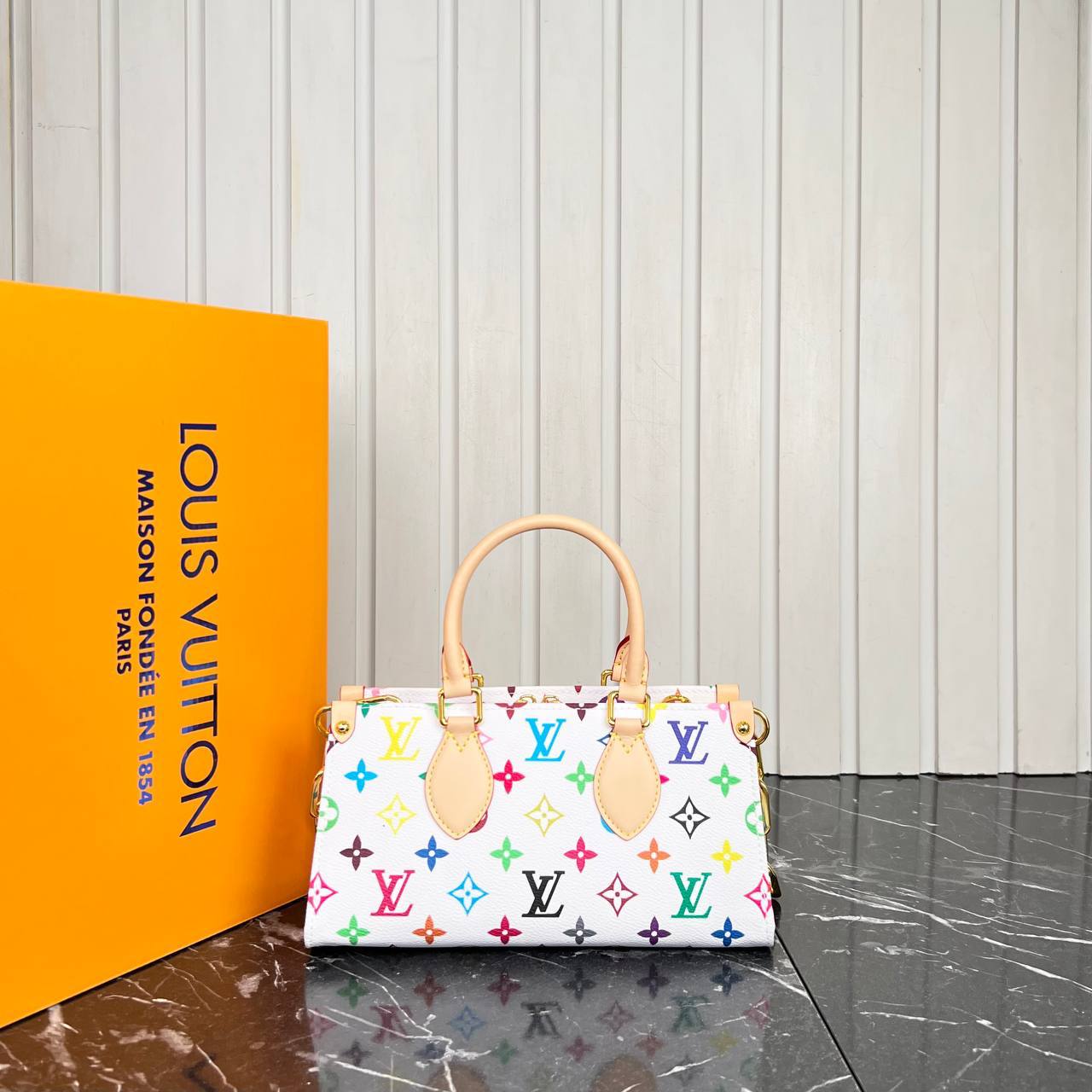 Louis Vuitton LV x TM OnTheGo East West 

6885 ⭐️