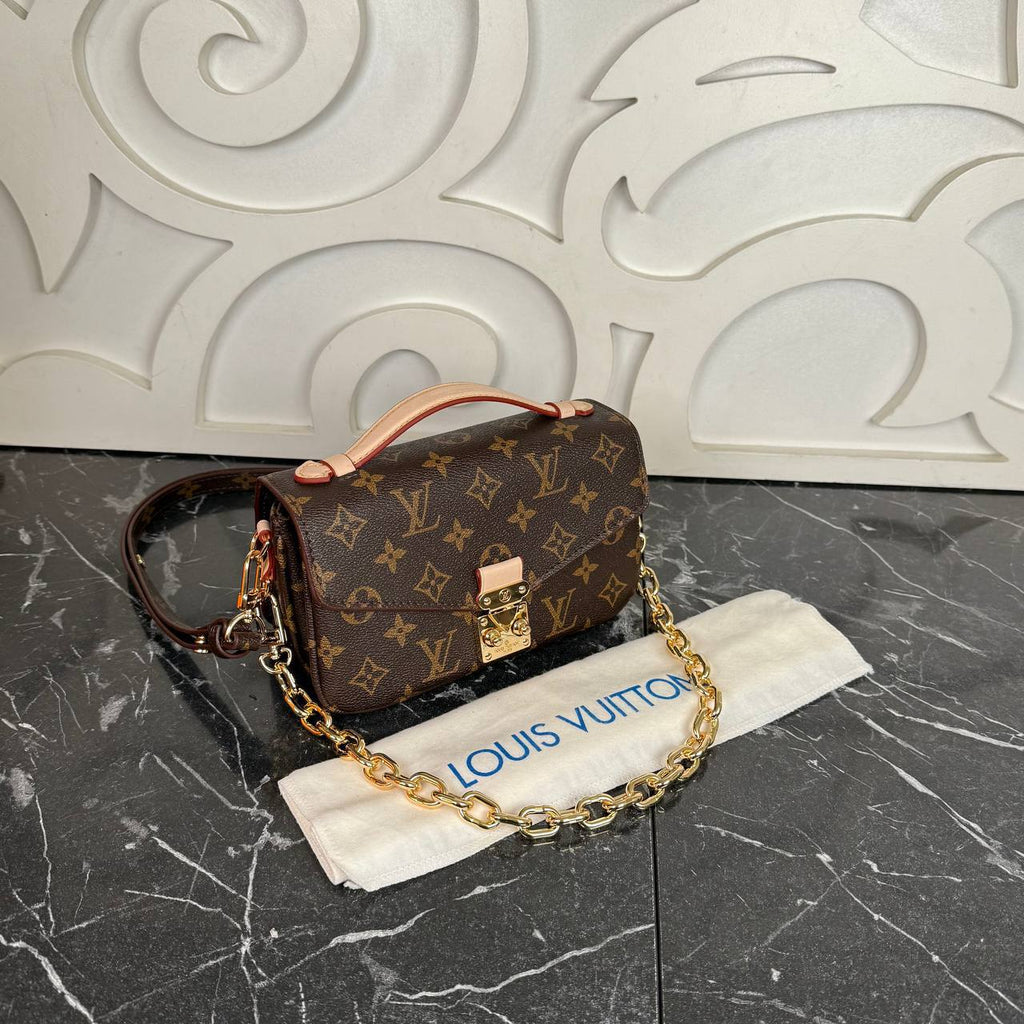 Louis Vuitton Pochette Metis East West 

5580-1 ⭐️