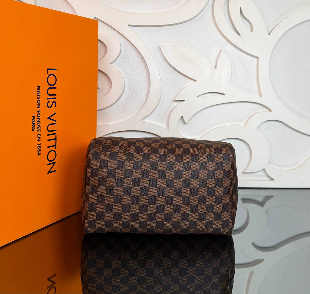 Louis Vuitton Speedy Bandouliere 30 cm 

1110