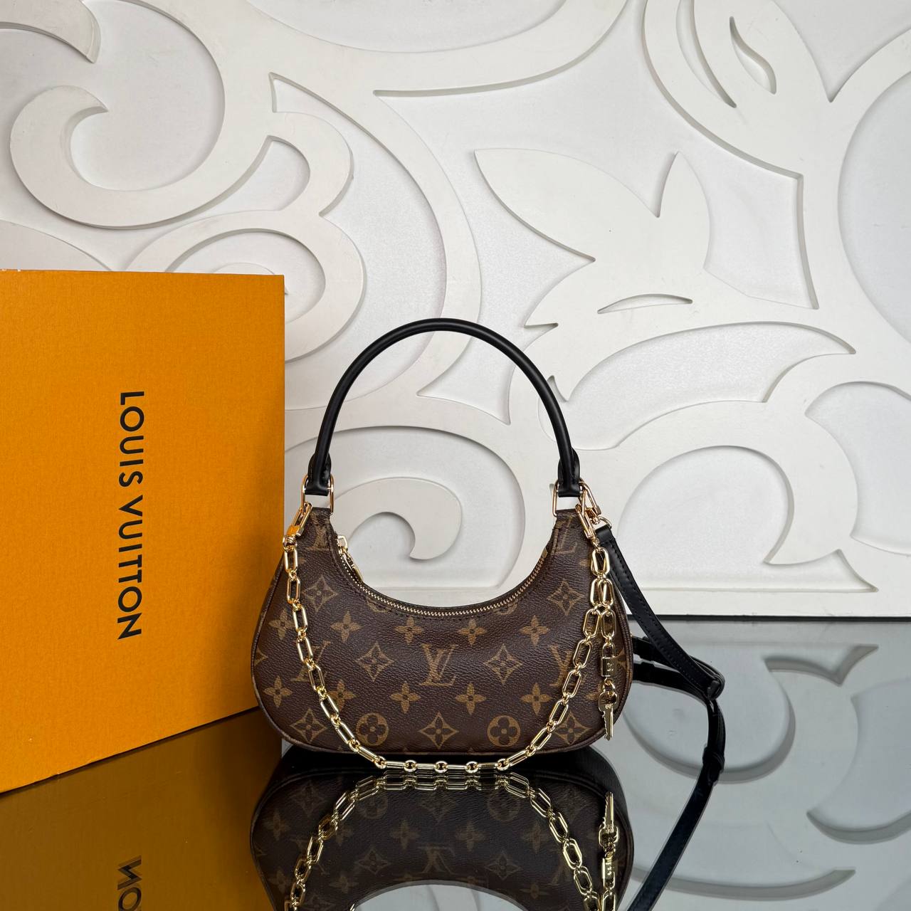Louis Vuitton Catchy PM Bag

910332 ⭐️
