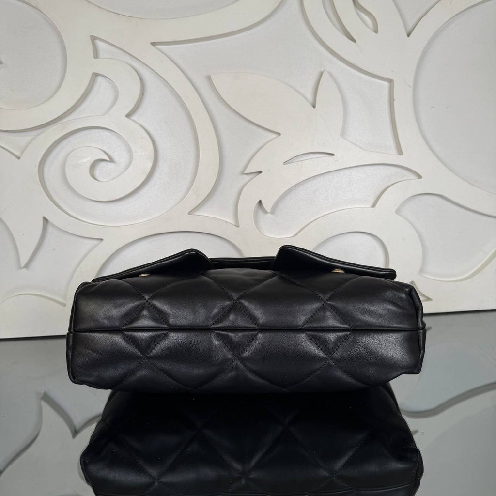 Chanel Large Bowling Flap Bag 

38x25 cm
910398 ⭐️
