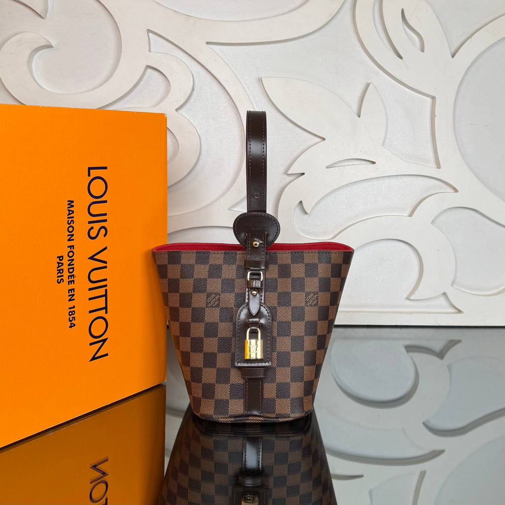 Louis Vuitton All In BB

210087 ⭐️