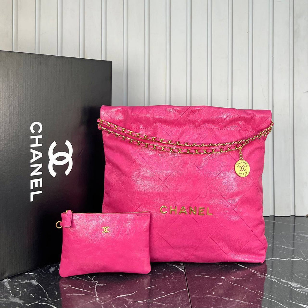 Chanel 22 Handbag

33x39 cm 
5648 ⭐️