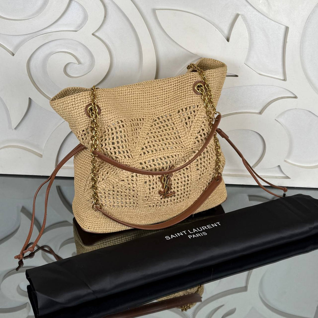 Saint Laurent Jamie Shopping Bag in Raffia

34x32 cm 
910866 ⭐️