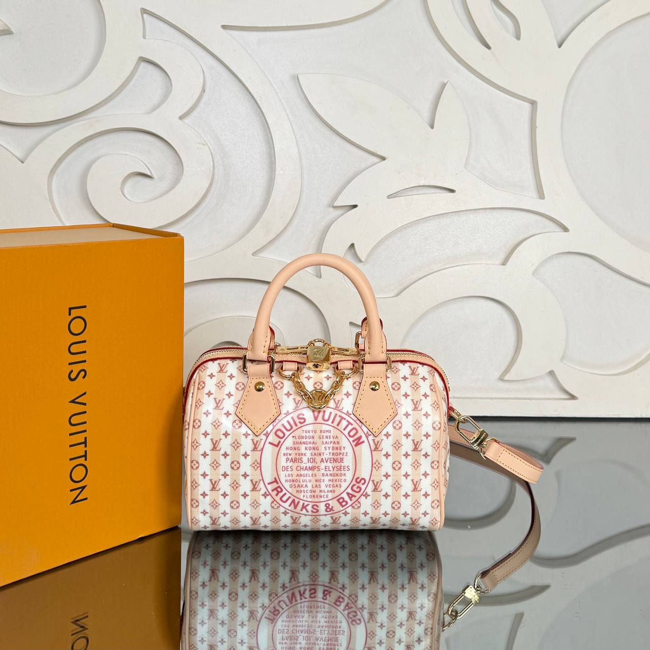 Louis Vuitton Speedy 20 cm

910996 ⭐️