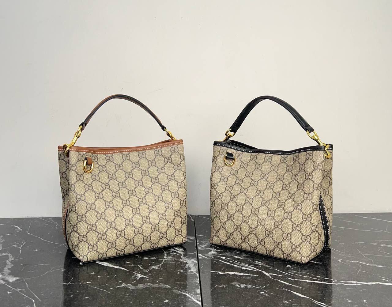 Gucci Emblem Bucket Bag

18x18 cm 
6803 ⭐️