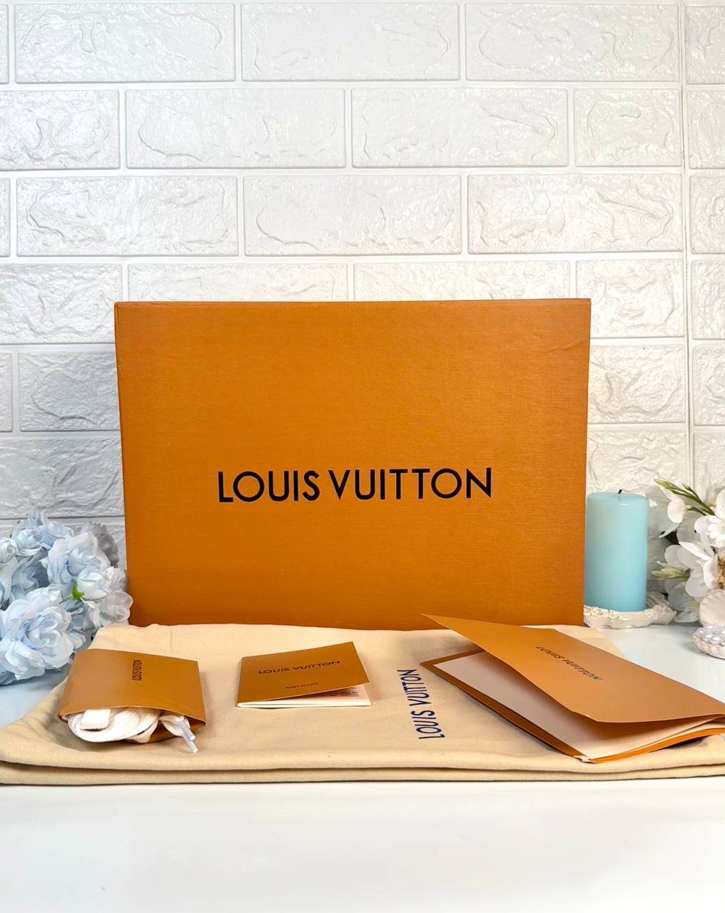 Louis Vuitton Sneakers

911109 ⭐️