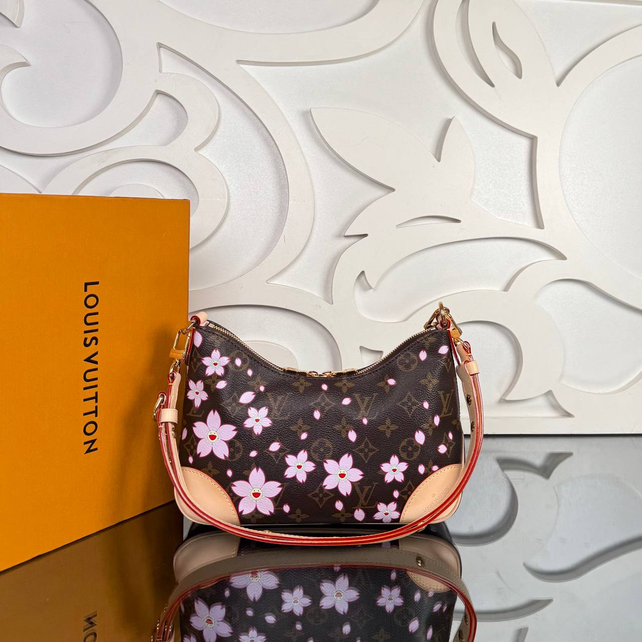 Louis Vuitton LV x TM Boulogne PM

910003 ⭐️