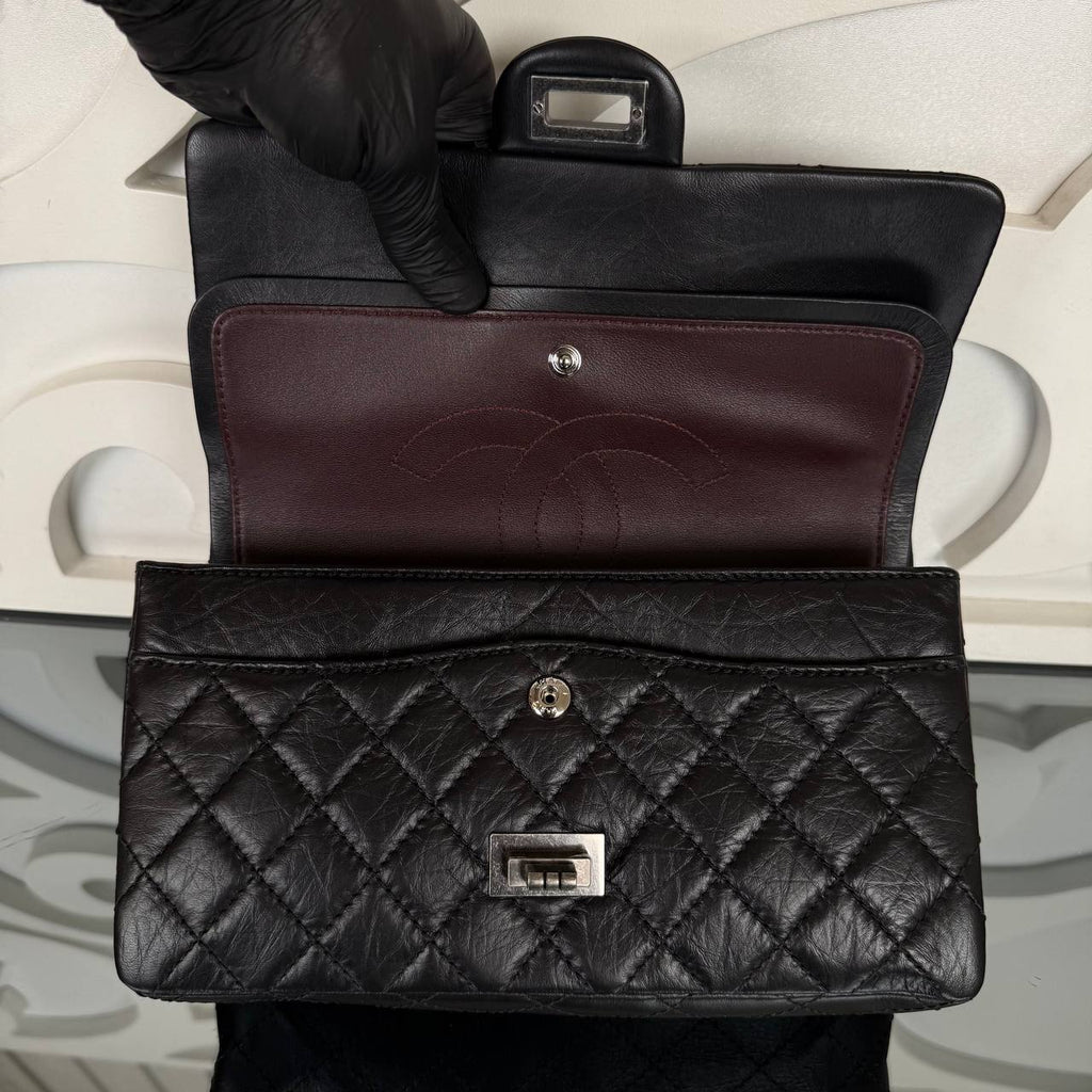Chanel 2.55 Small Handbag

24x14 cm 
910255 ⭐️