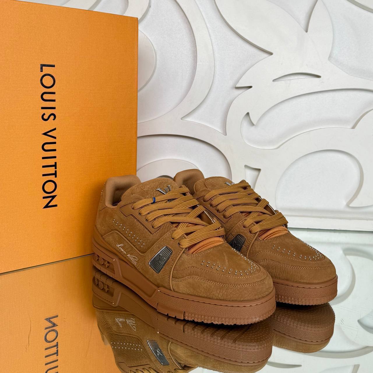 Louis Vuitton Trainer Stone Sneakers

6974 ⭐️