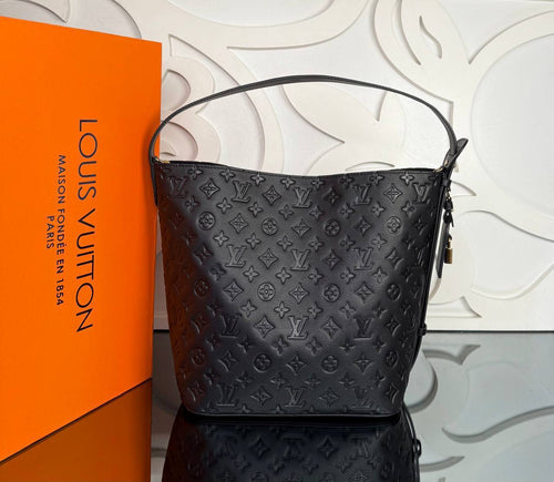 Louis Vuitton All In GM

910007 ⭐️