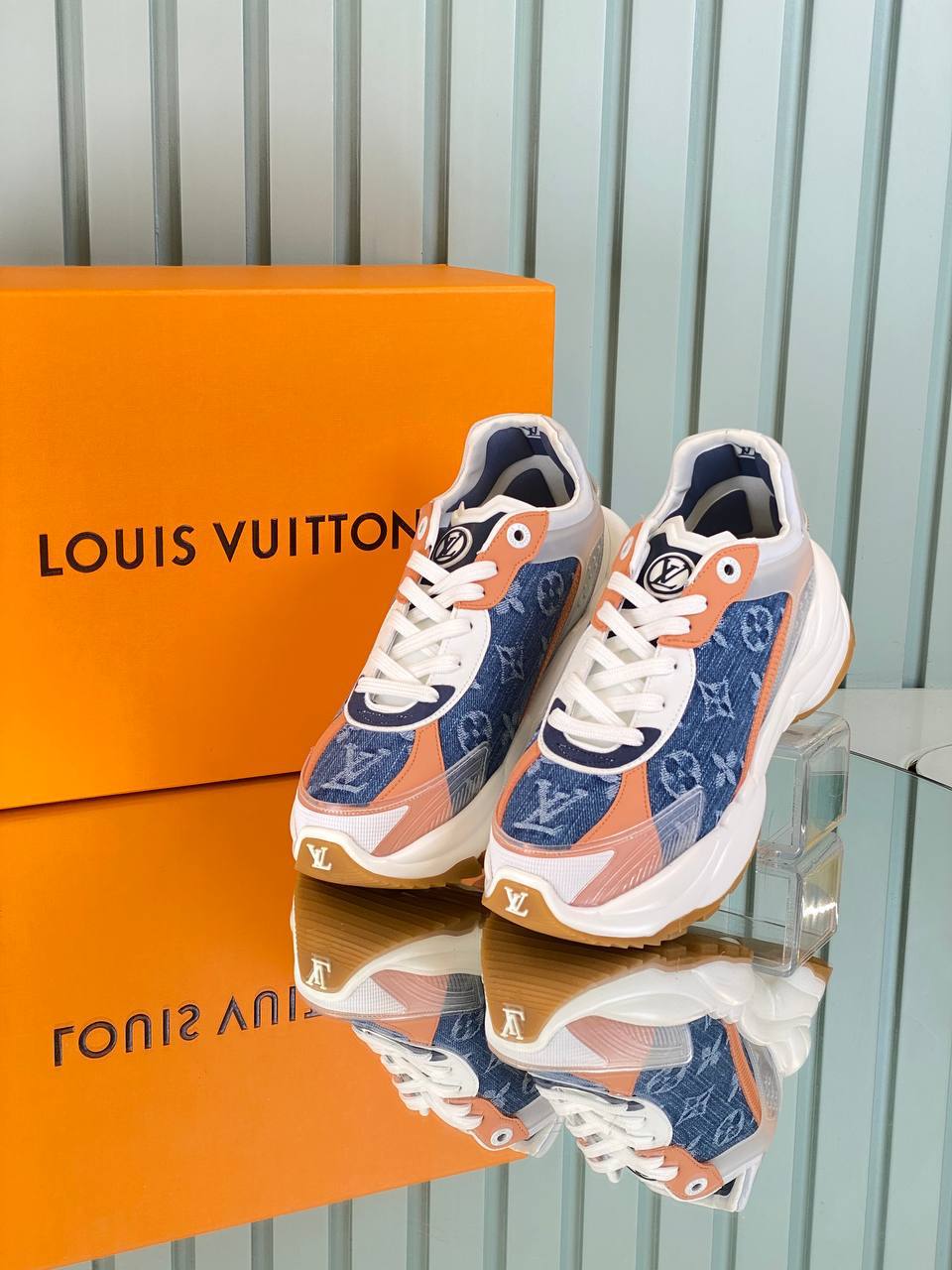 Louis Vuitton Run 55 Sneakers 

3793-2 ⭐️