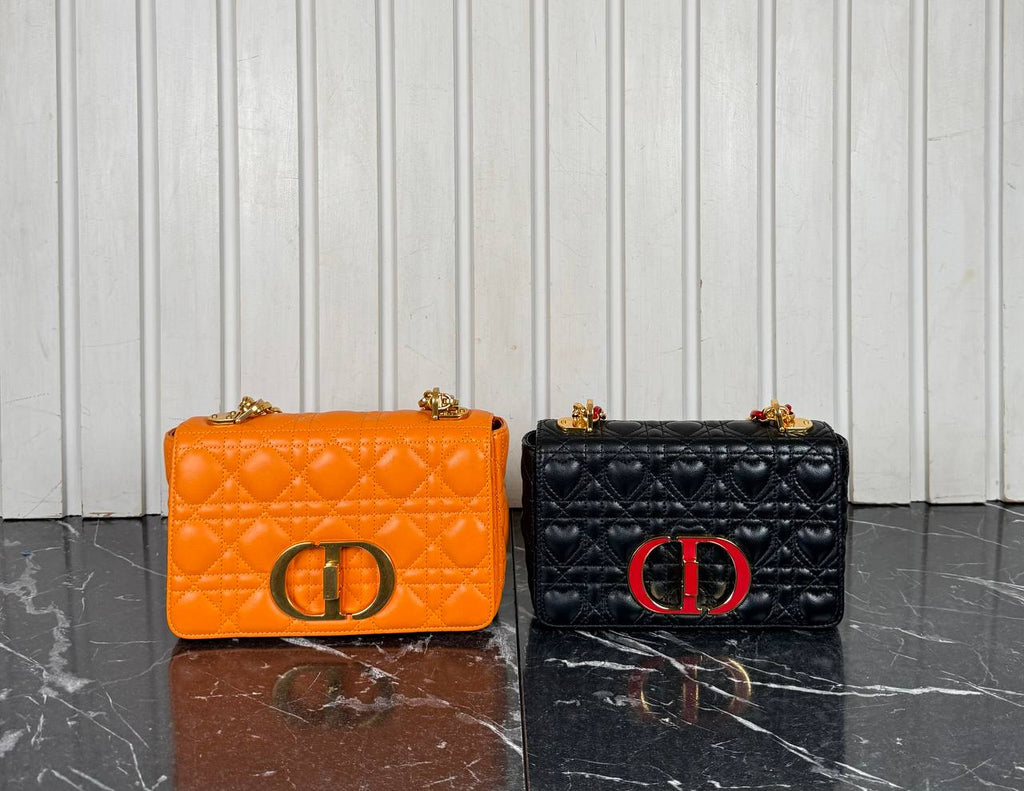 Christian Dior Caro Mini Bag 

22x13.5 cm 
805