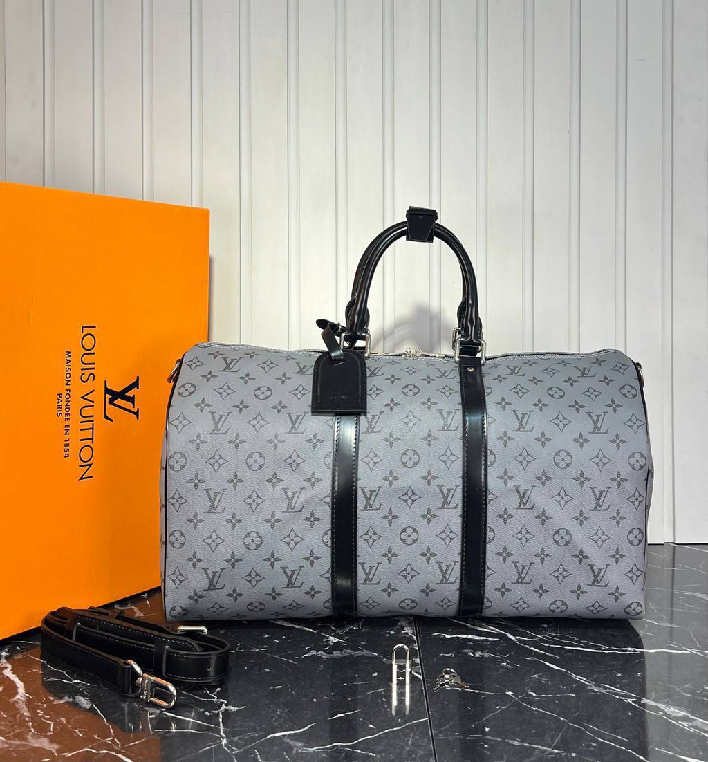 Louis Vuitton Keepall Bandouliere 50 cm

5575 ⭐️