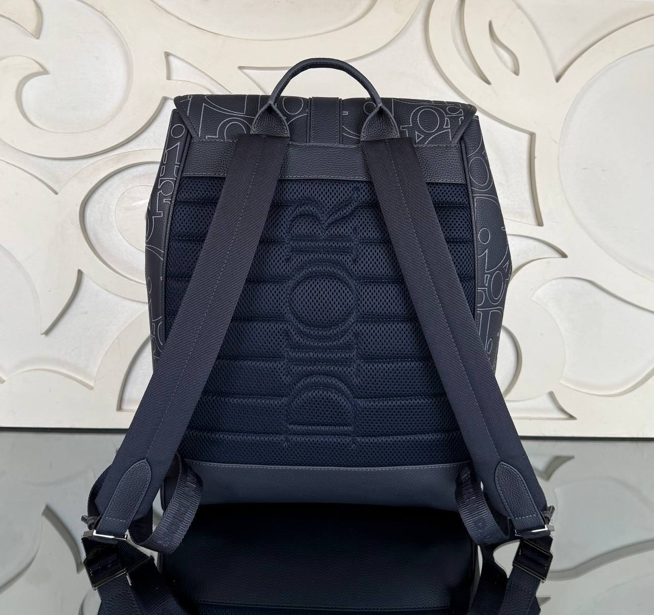 Christian Dior Daily Backpack with Flap

32x40 cm
910413 ⭐️