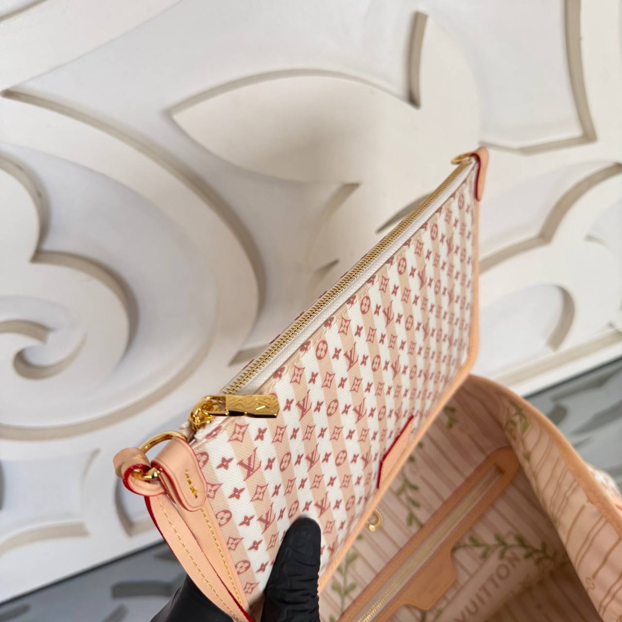 Louis Vuitton Neverfull MM

910995 ⭐️