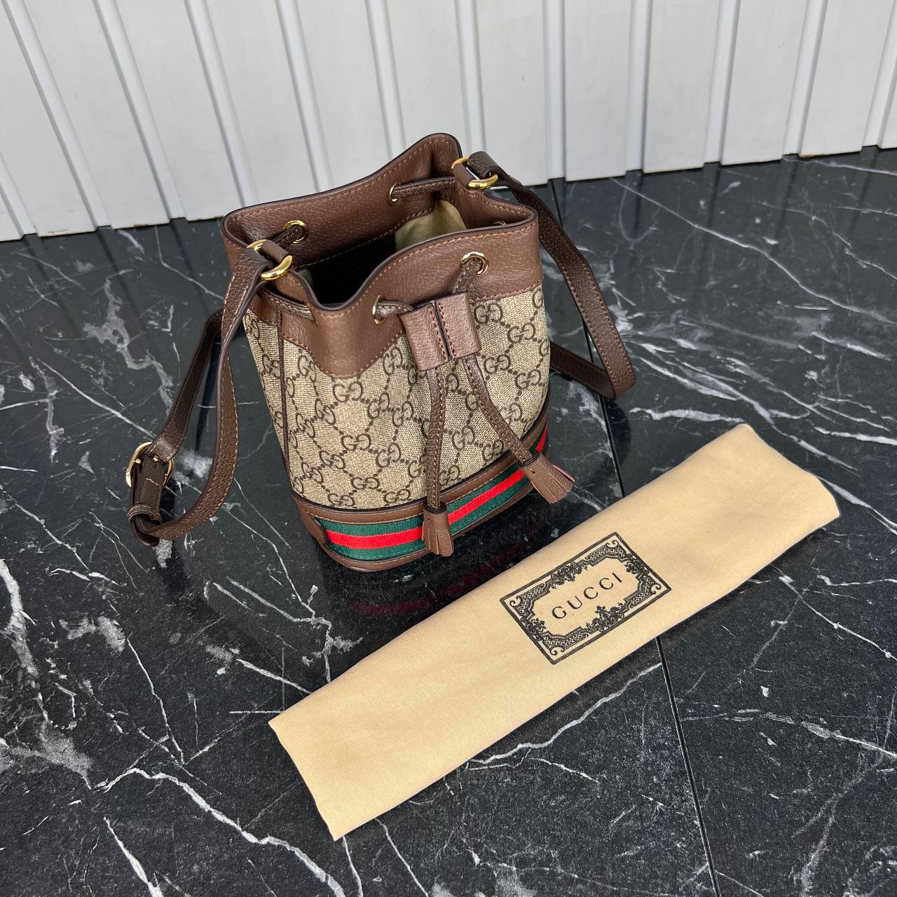 Gucci Ophidia Mini Bucket Bag

15x19 cm
5945 ⭐️