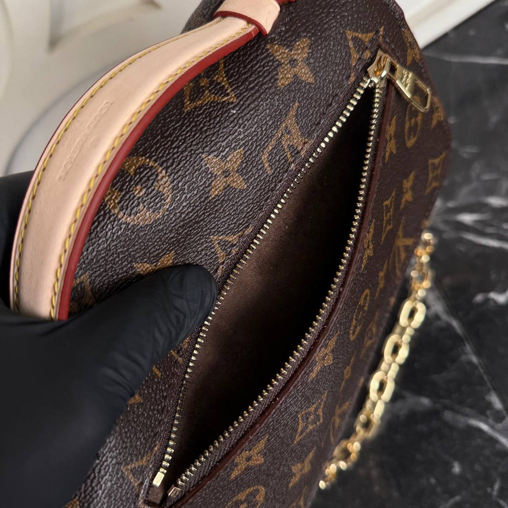 Louis Vuitton Pochette Metis East West 

5580-1 ⭐️