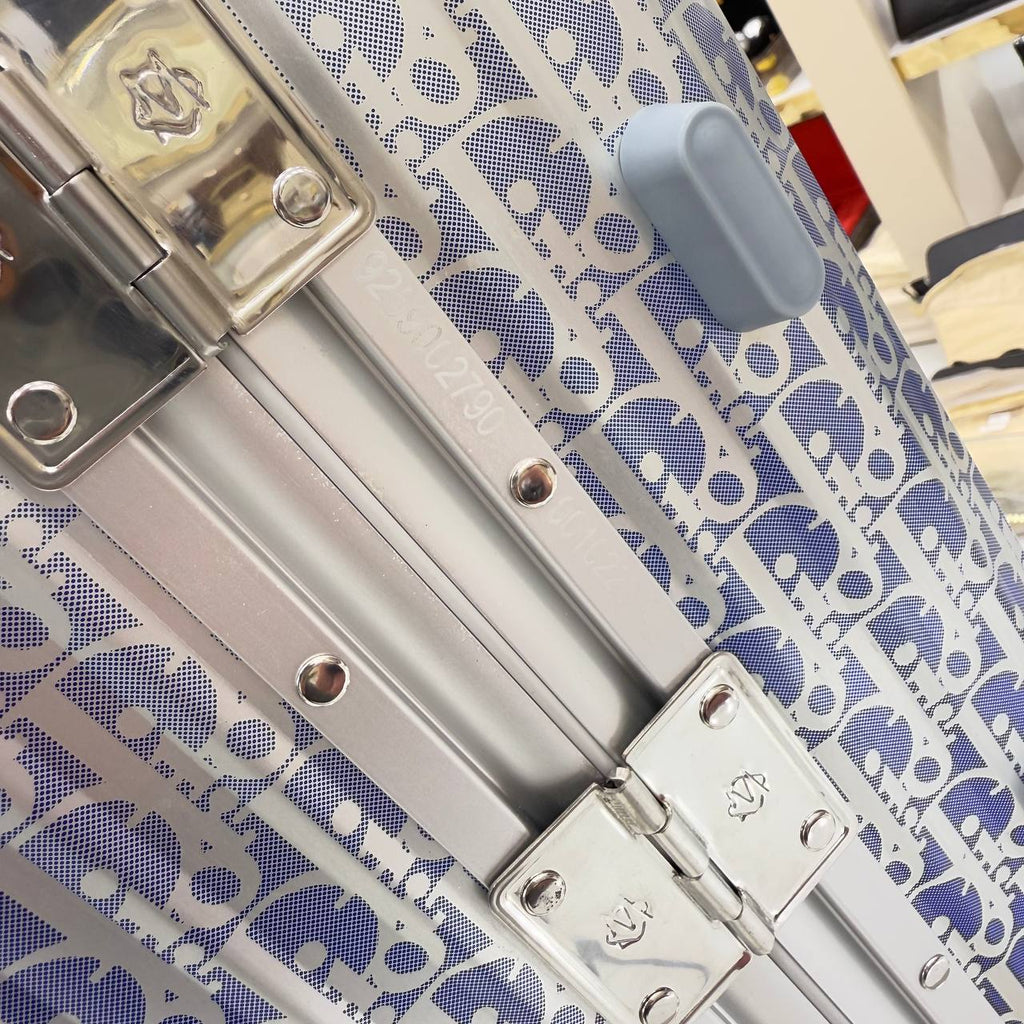 Christian Dior and Rimowa Carry-On Cabin Suitcase
38x50x21 cm