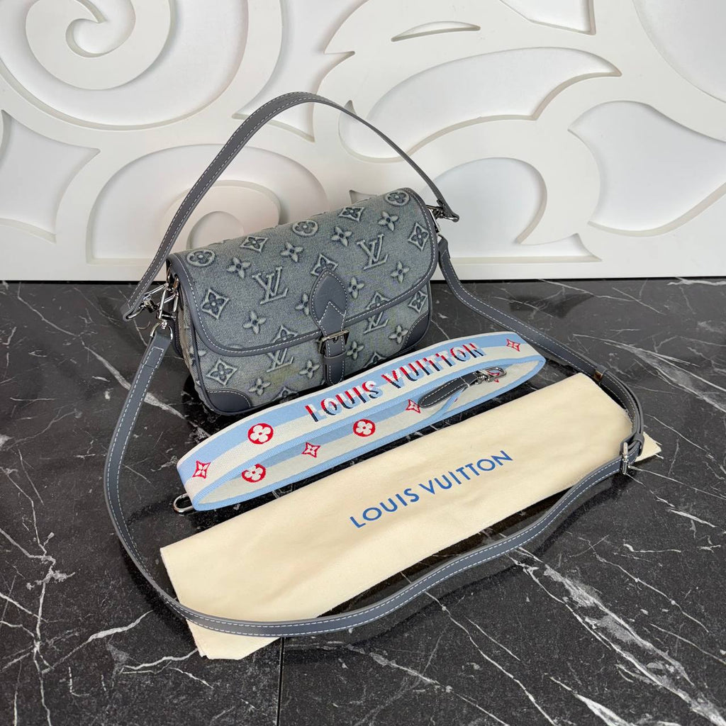 Louis Vuitton Diane Satchel Denim Bag 

910134 ⭐️