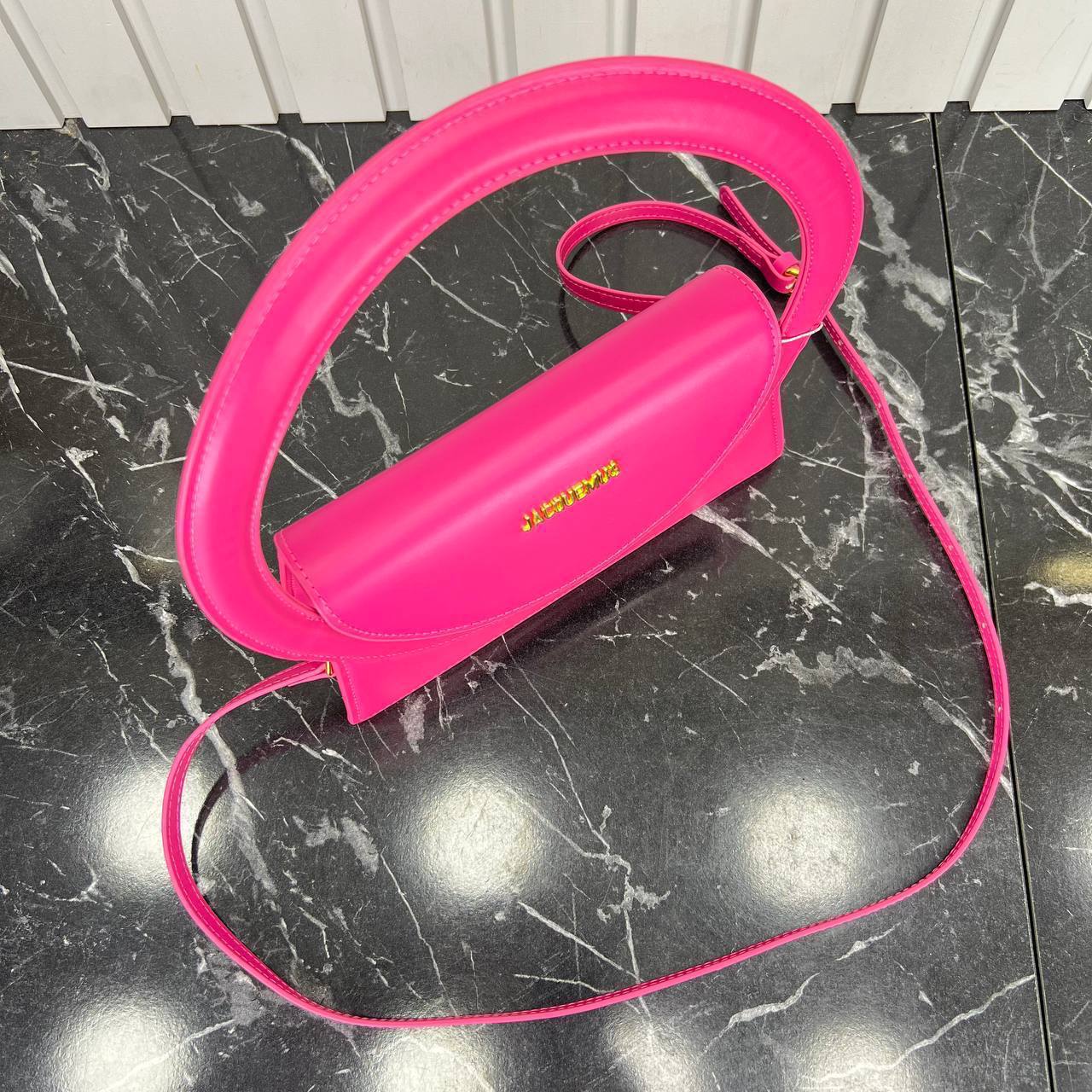 Jacquemus Le Sac Rond Bag
Τσάντα 
26x12 cm 
5725-3