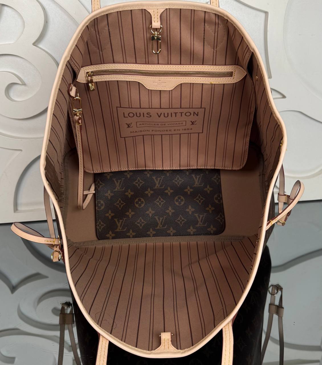 Louis Vuitton Neverfull GM

210095 ⭐️