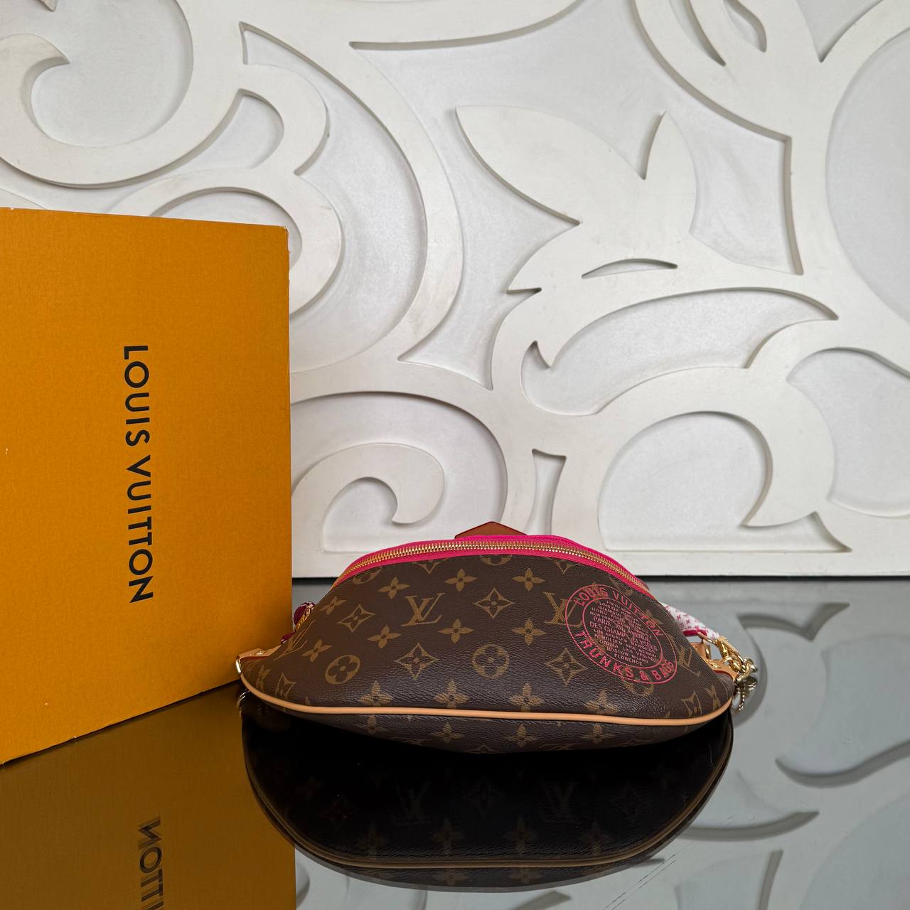 Louis Vuitton Bumbag

910688 ⭐️
