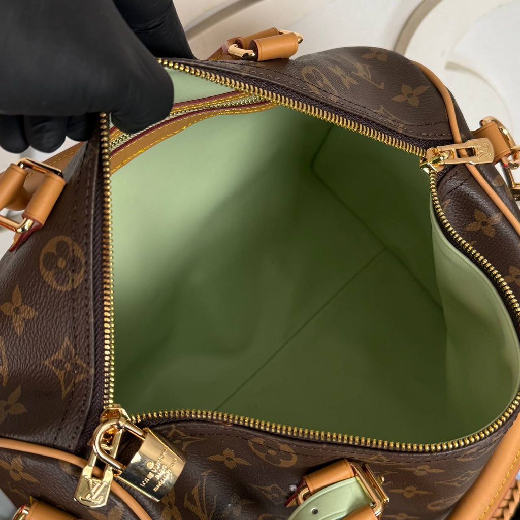 Louis Vuitton Speedy Soft 30 

910890 ⭐️