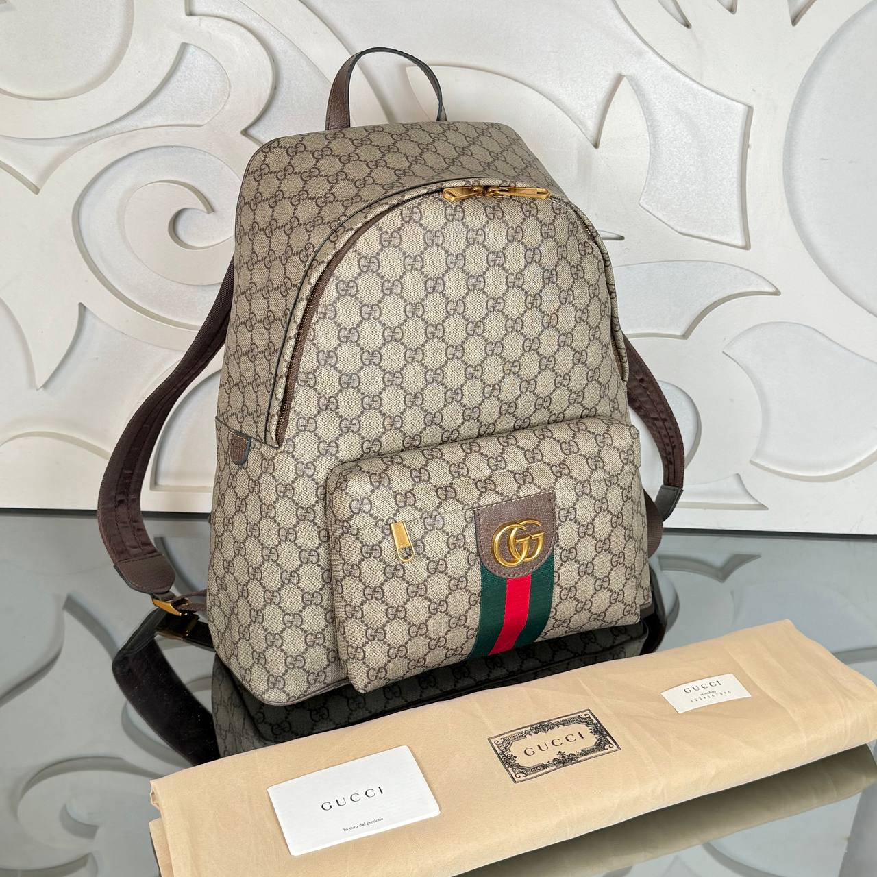 Gucci GG Ophidia Large Backpack

35x37 cm
910374 ⭐️